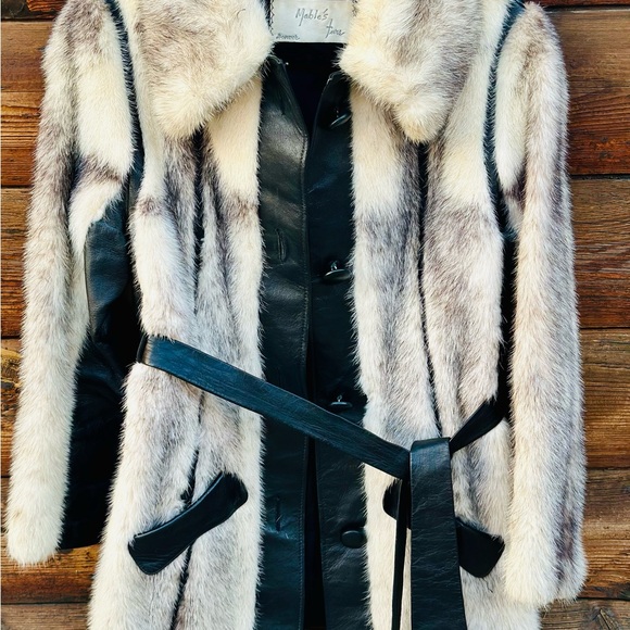 White & Black Cross mink and leather jacket, custom-made from Mable’s Furs. - Picture 5 of 6